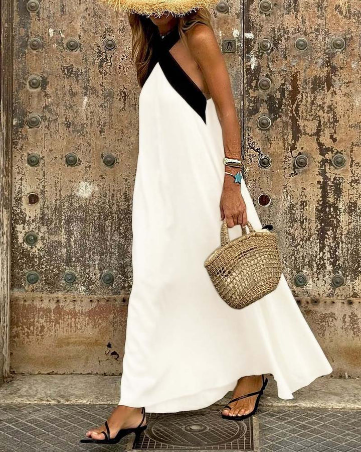 SIENNA | Elegante Jurk met Ontblote Rug en Modieuze Kraag