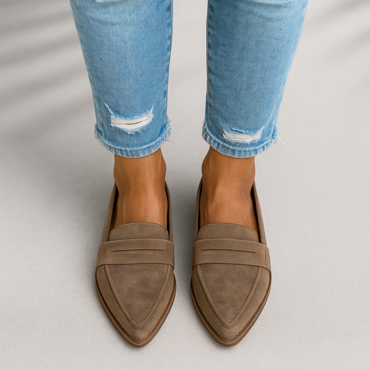 SELENA | ELEGANTE SLANKE TOE LOAFERS