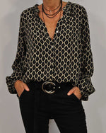 Relaxed V-Hals Midi-Shirt