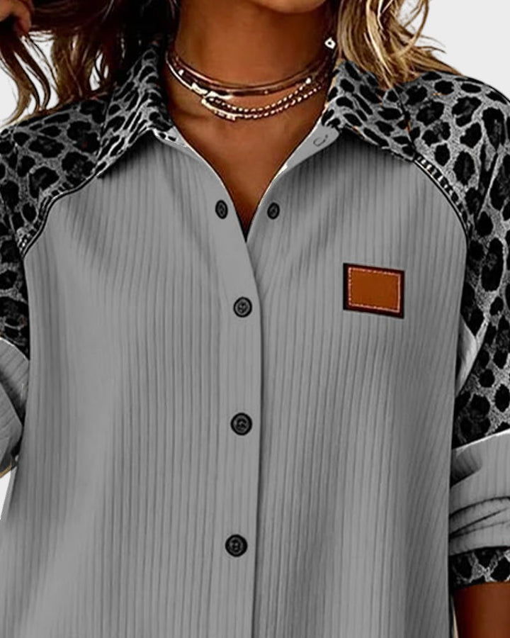 Oralynesse - Bicolor Knopshirt met Luipaarddetails