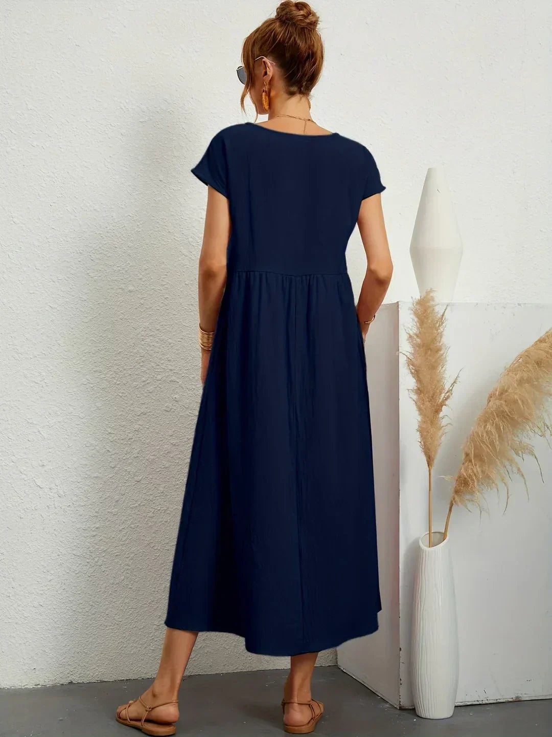 Gabrielle | Midi jurk met tijdloze elegantie