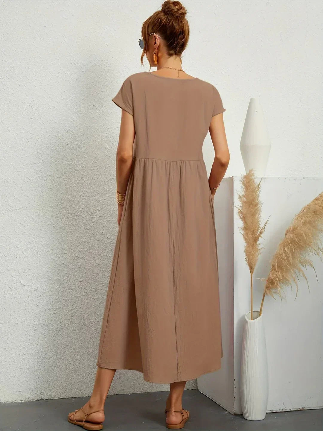 Gabrielle | Midi jurk met tijdloze elegantie
