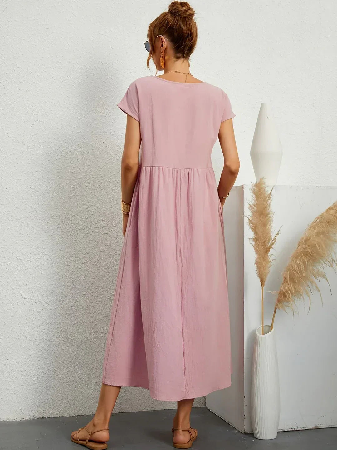 Gabrielle | Midi jurk met tijdloze elegantie