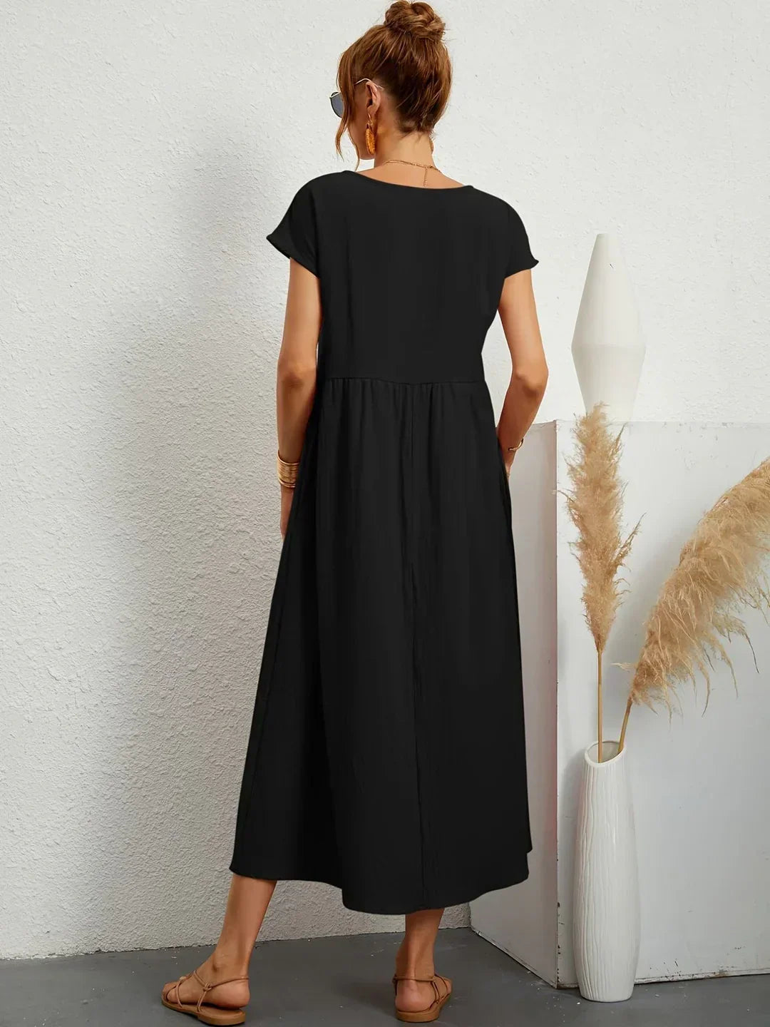 Gabrielle | Midi jurk met tijdloze elegantie