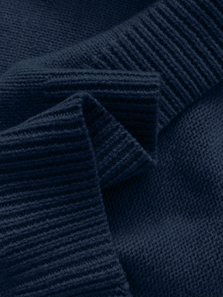Céline | Chic Trui van Breiwerk met Elegante Kantkraag