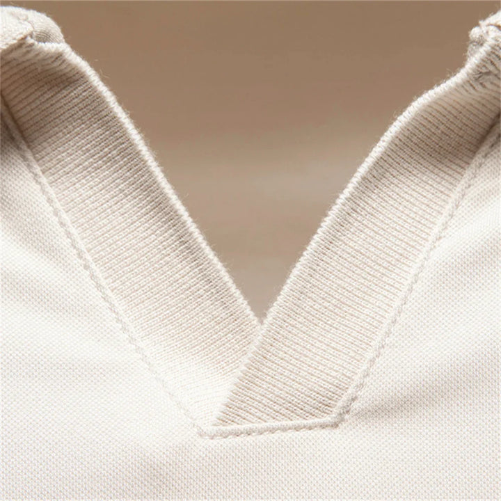 Elijah | Ademend Poloshirt Met V-Hals