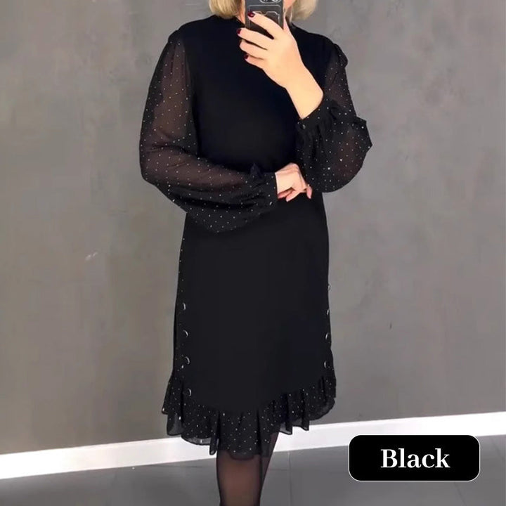 Thessariae - Elegante Jurk met Kristallen en Ronde Hals
