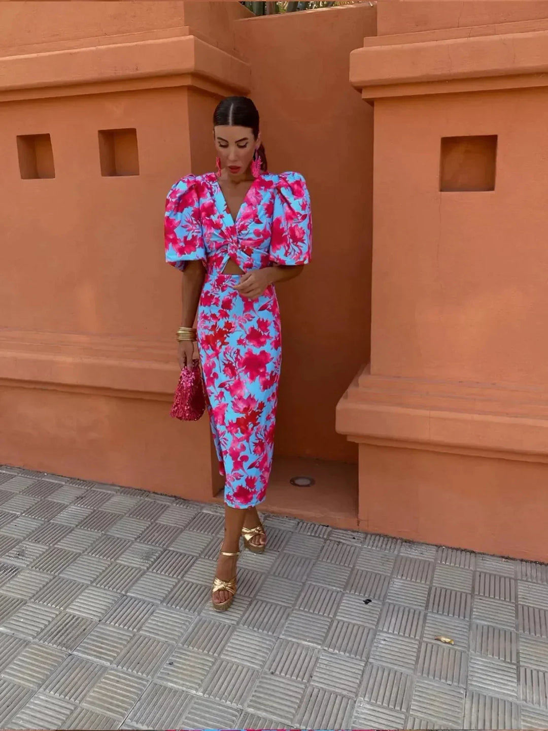 Kleurrijke Jurk met Geplooide Mouwen