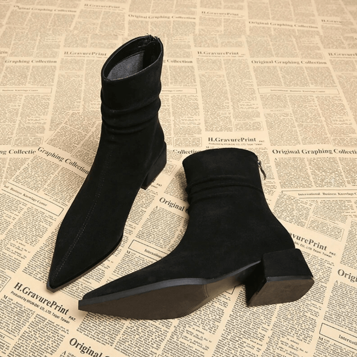 FLEUR | Damesboot met Puntige Neus en Comfortabele Blokhak