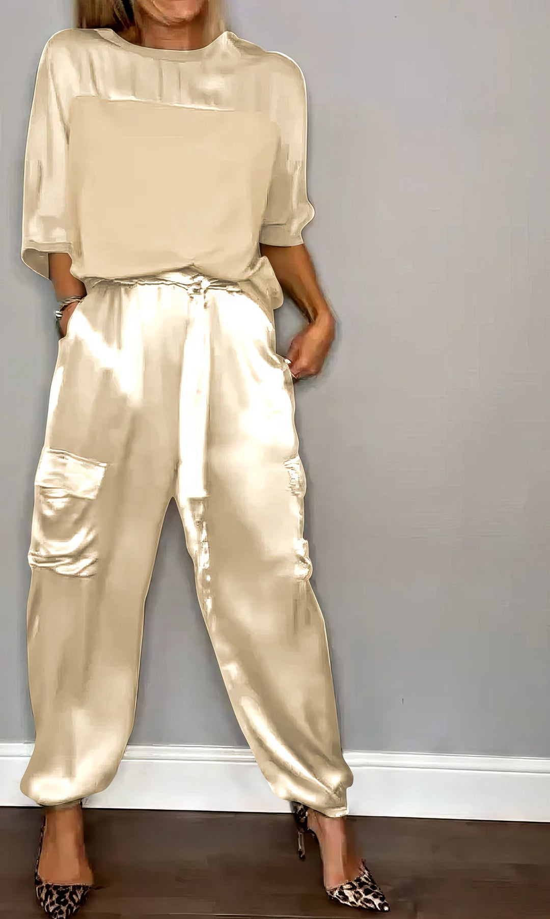 AMELIA | Compleet Twee Stukken Blouse en Cargo Broek Chic